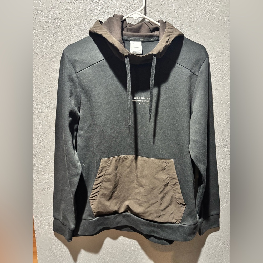 Nike graphic hoodie size small